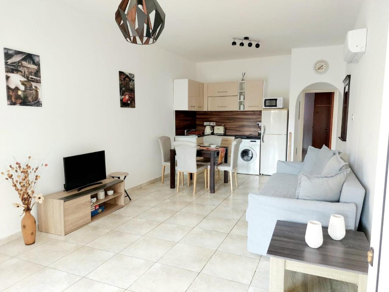 Joanne'S Cosy 1 Bdrm Apt Pafos Zewnętrze zdjęcie