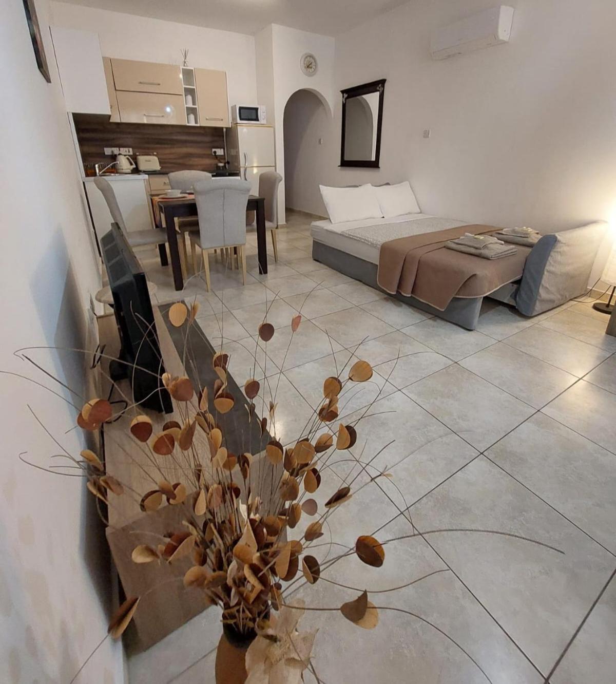 Joanne'S Cosy 1 Bdrm Apt Pafos Zewnętrze zdjęcie