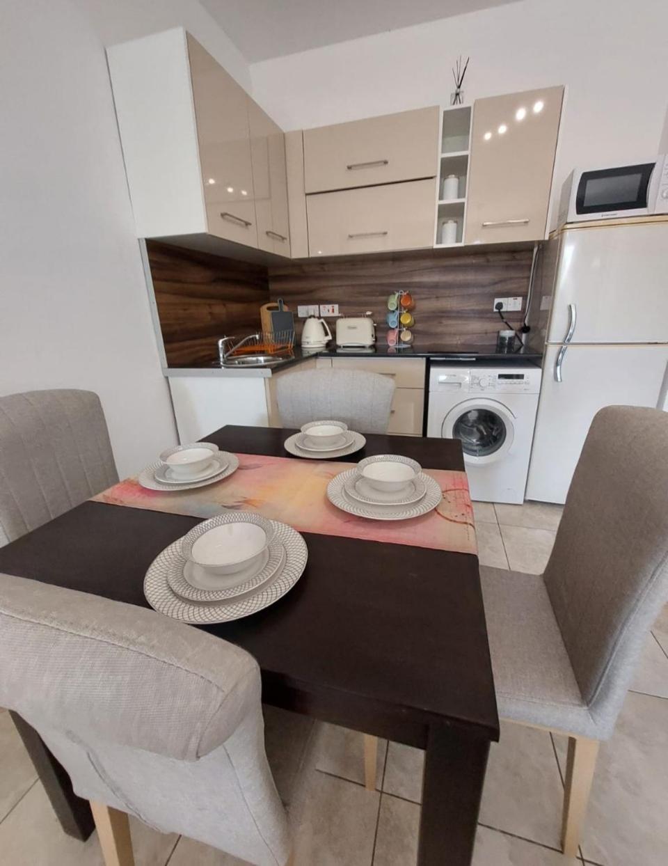 Joanne'S Cosy 1 Bdrm Apt Pafos Zewnętrze zdjęcie