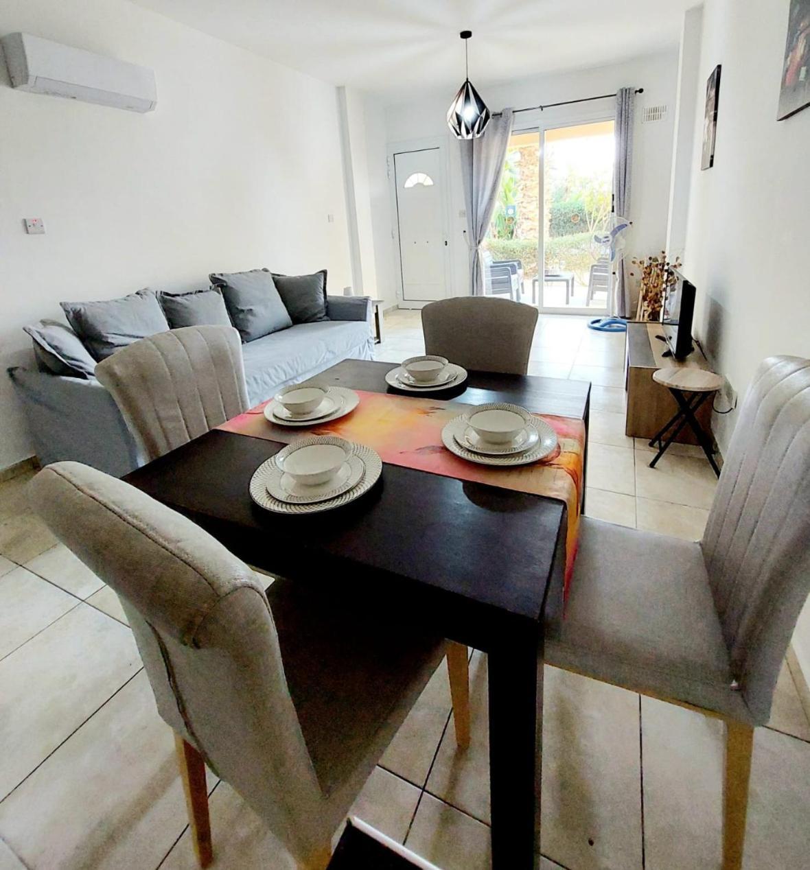Joanne'S Cosy 1 Bdrm Apt Pafos Zewnętrze zdjęcie