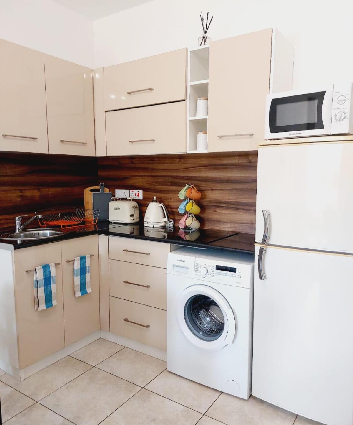 Joanne'S Cosy 1 Bdrm Apt Pafos Zewnętrze zdjęcie
